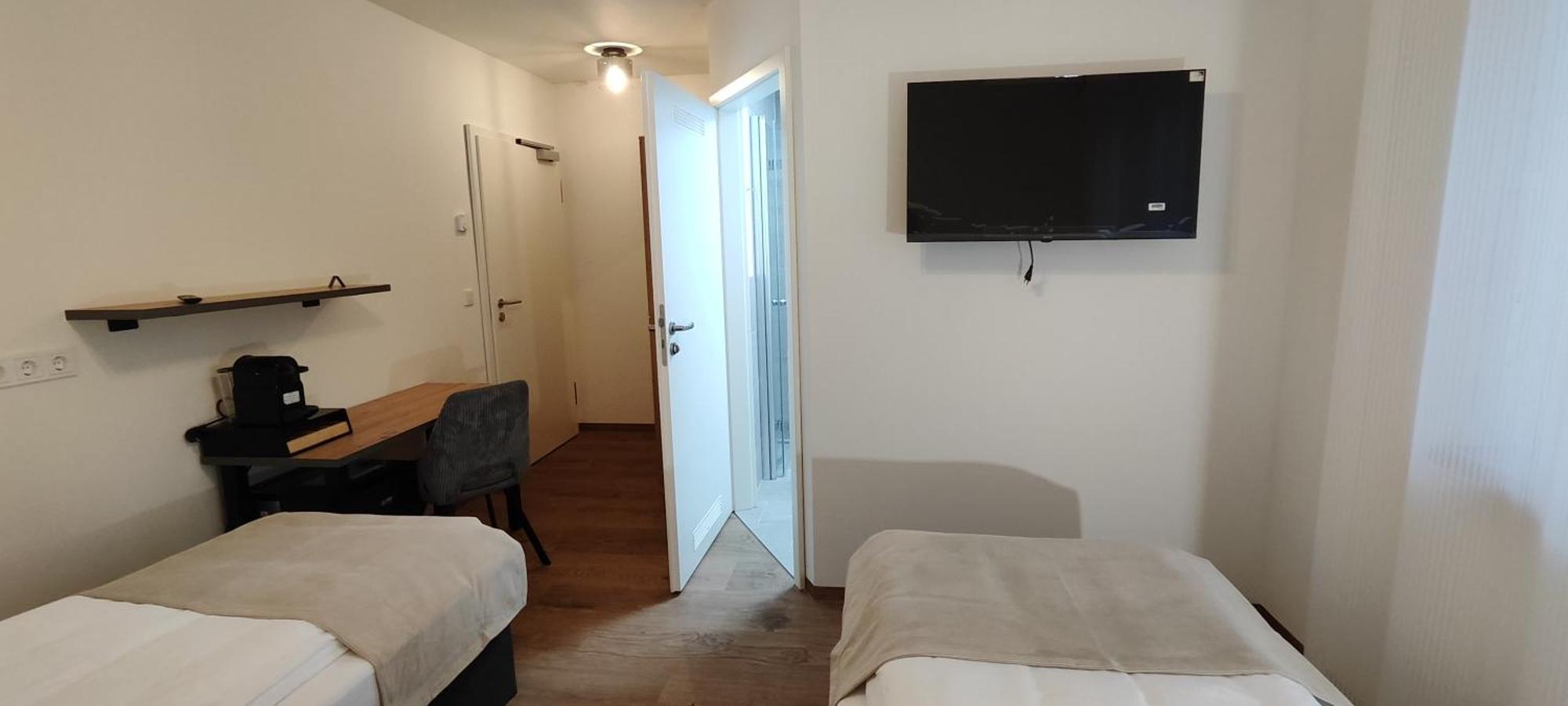 Apartments Seibel Doppel-Zweibettzimmer Mit Bad Ройтлінген Екстер'єр фото