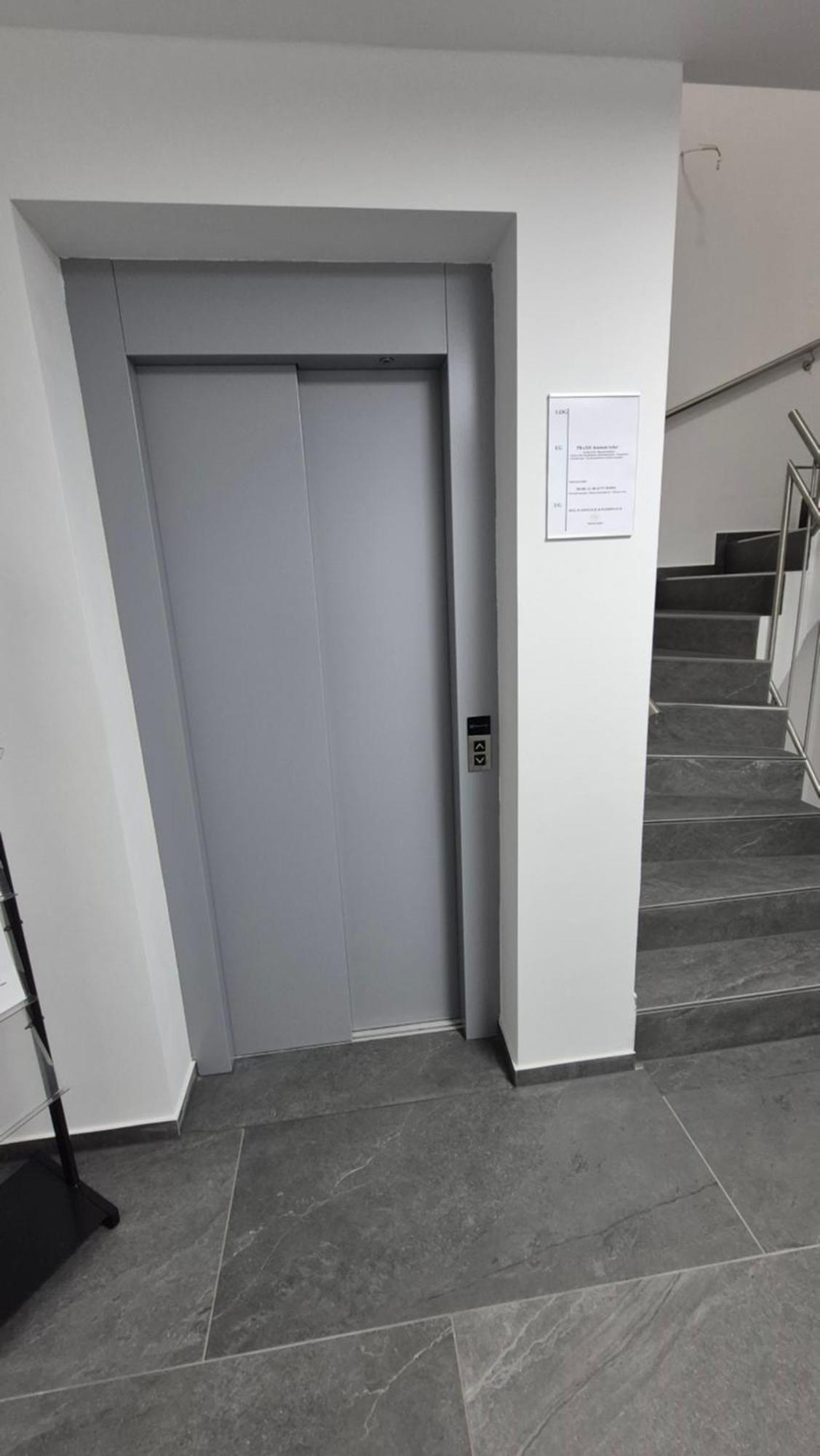 Apartments Seibel Doppel-Zweibettzimmer Mit Bad Ройтлінген Екстер'єр фото